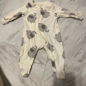 Baby boy/gender neutral clothes